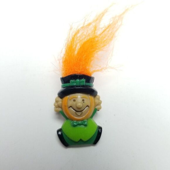 Vintage St Pattys Day Brooch, Wild Red Orange Troll Hair, Green Outfit, Irish, - Picture 5 of 5